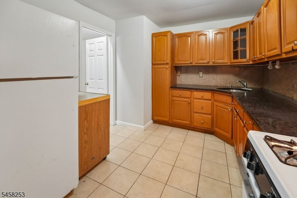 345 College Dr, Edison Twp., NJ 08817 — photo 5