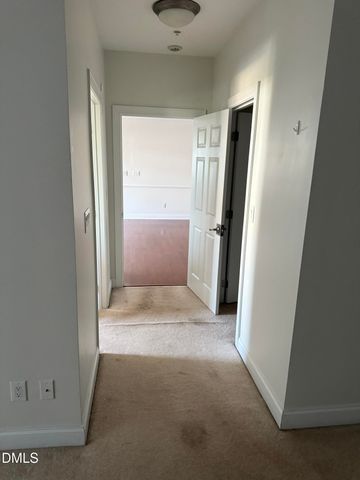 10511 Rosegate Court, Raleigh, NC 27617