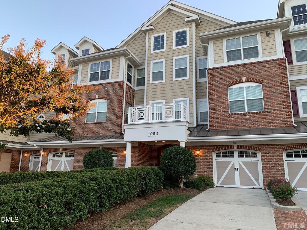 10511 Rosegate Court, Raleigh, NC 27617