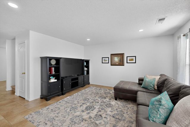 5732 Cibola Drive NE, Rio Rancho, NM 87144