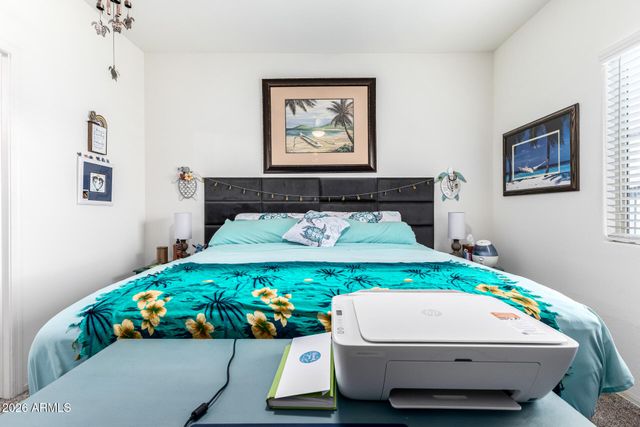 12712 W MIDWAY Avenue, Glendale, AZ 85307