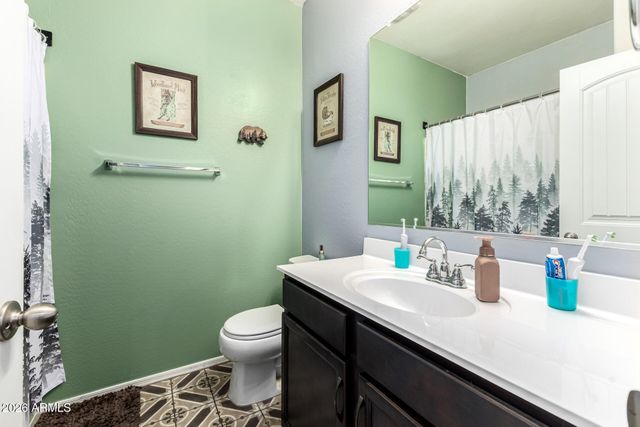 12712 W MIDWAY Avenue, Glendale, AZ 85307