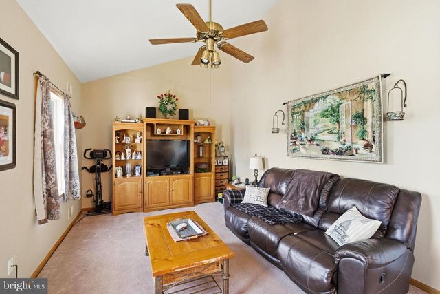 1553 WINDWARD AVE, Beachwood, NJ 08722