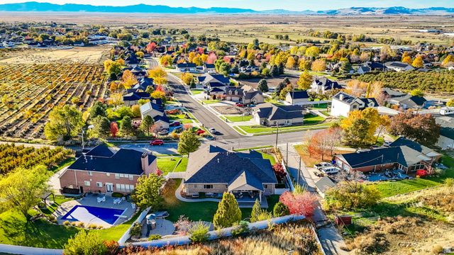 2051 S ESKELSEN LN, Perry, UT 84302
