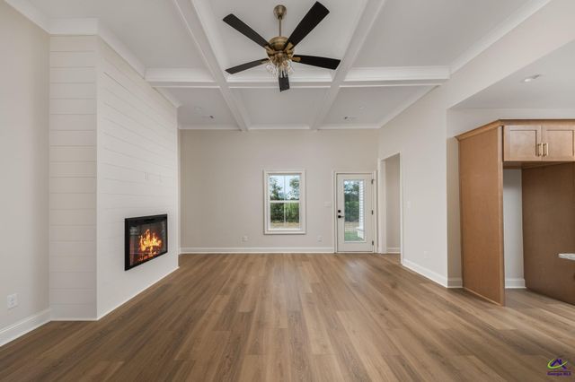 141 Early Drive, Byron, GA 31008