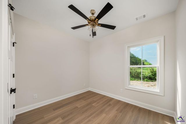 141 Early Drive, Byron, GA 31008