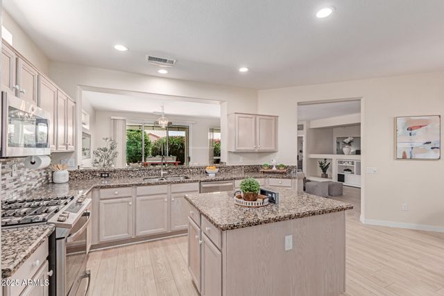 15219 W VIA MANANA Drive, Sun City West, AZ 85375