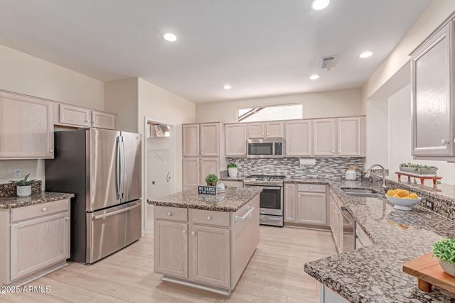 15219 W VIA MANANA Drive, Sun City West, AZ 85375