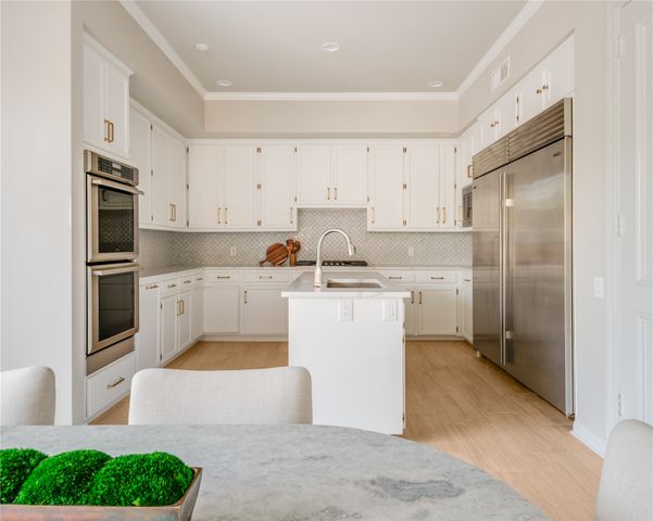 29 Saint Laurent Place, Dallas, TX 75225