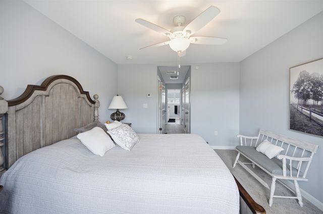 4 Autumn Lane, Raymond, NH 03077