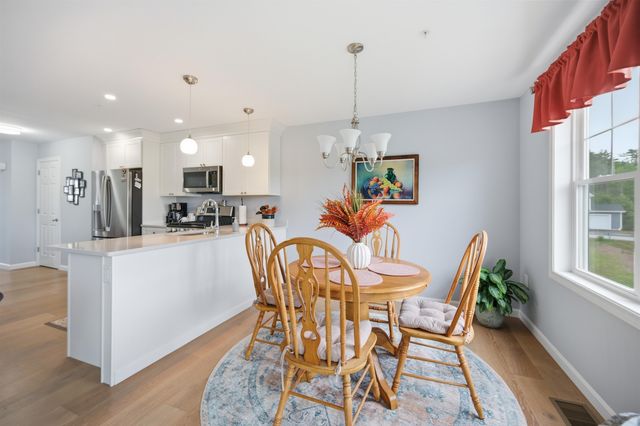 4 Autumn Lane, Raymond, NH 03077