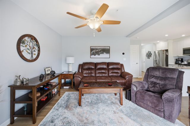 4 Autumn Lane, Raymond, NH 03077