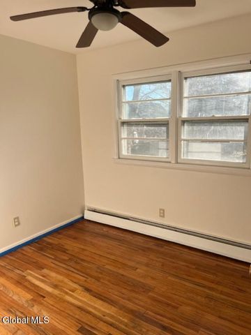 17 Tennessee Avenue, Colonie, NY 12205