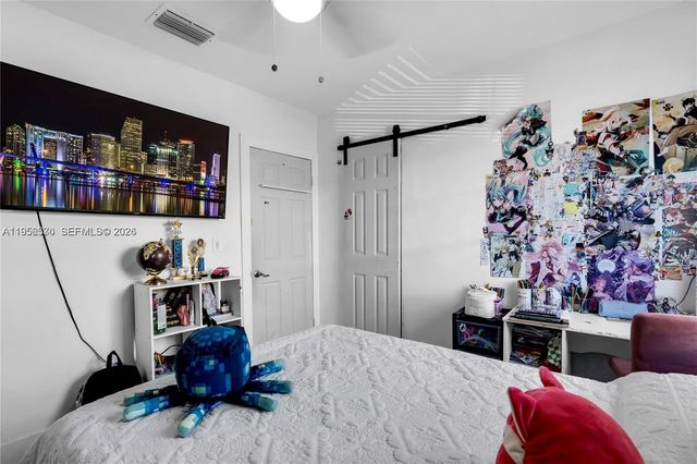 174 E 40th St, Hialeah, FL 33013