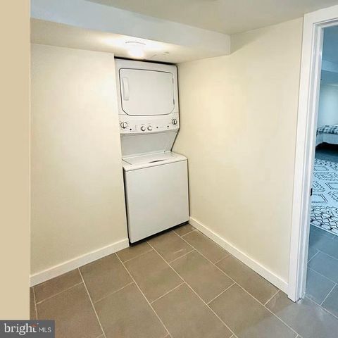 525 N BROAD ST, Lansdale, PA 19446