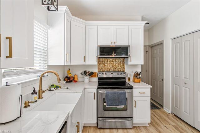 3197 Nansemond LOOP, Virginia Beach, VA 23456
