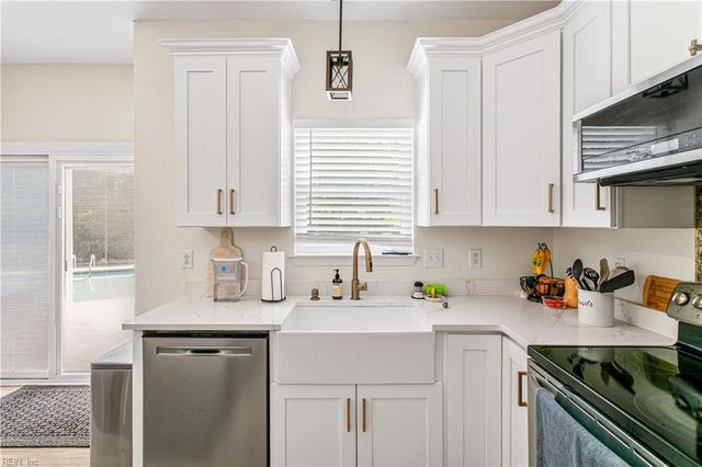 3197 Nansemond LOOP, Virginia Beach, VA 23456