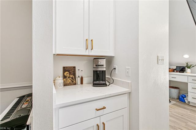 3197 Nansemond LOOP, Virginia Beach, VA 23456