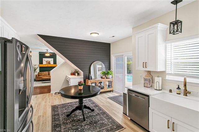3197 Nansemond LOOP, Virginia Beach, VA 23456
