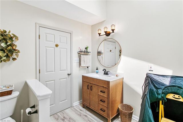 3197 Nansemond LOOP, Virginia Beach, VA 23456