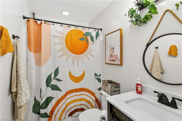 3197 Nansemond LOOP, Virginia Beach, VA 23456