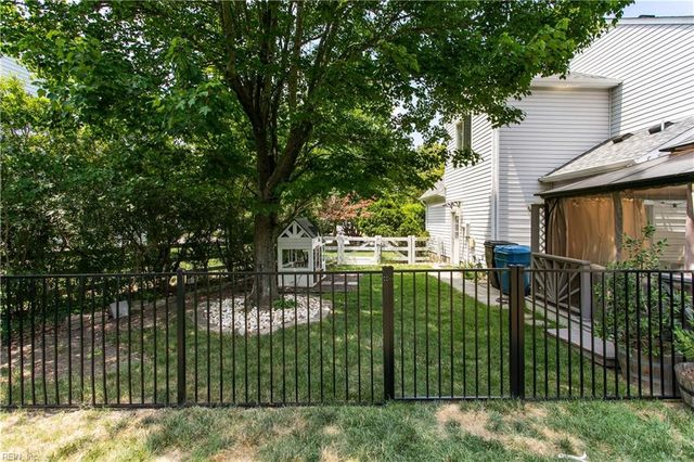 3197 Nansemond LOOP, Virginia Beach, VA 23456