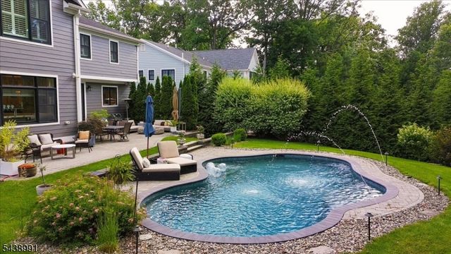 107 Longview Ave, Chatham Twp., NJ 07928