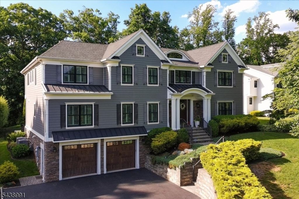 107 Longview Ave, Chatham Twp., NJ 07928