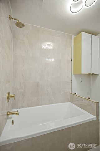 8829 Skokomish Way NE, Olympia, WA 98516