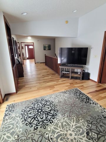 7607 University Drive S, Fargo, ND 58104