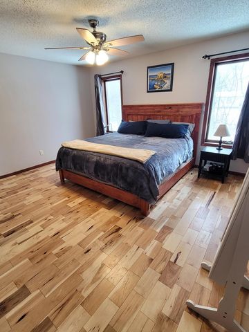 7607 University Drive S, Fargo, ND 58104