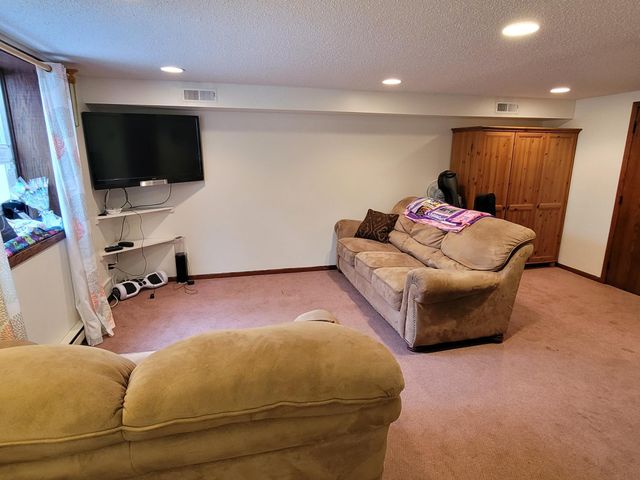 7607 University Drive S, Fargo, ND 58104