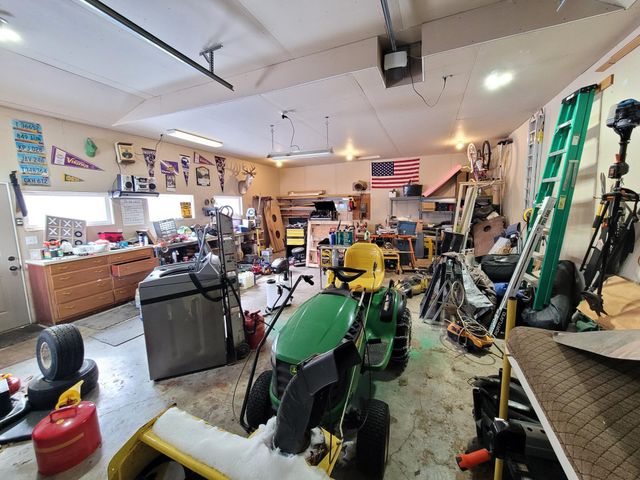 7607 University Drive S, Fargo, ND 58104