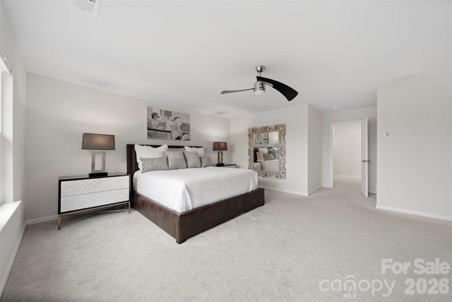 128 W Morehouse Avenue, Mooresville, NC 28117