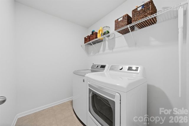 128 W Morehouse Avenue, Mooresville, NC 28117