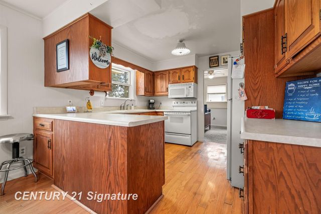 5287 Weiss Street, Saginaw, MI 48603