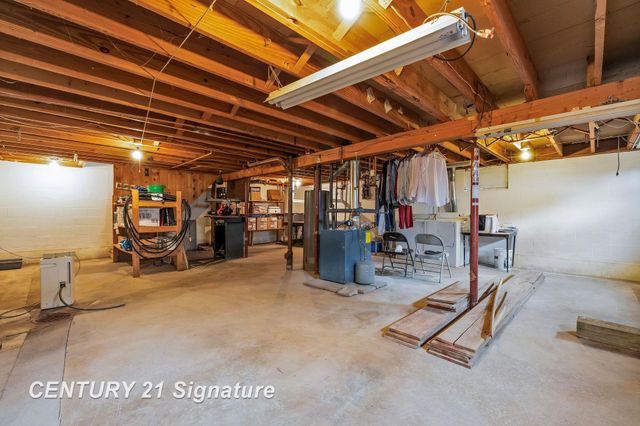 5287 Weiss Street, Saginaw, MI 48603