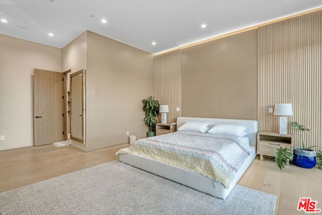 22570 S Summit Ridge Circle, Chatsworth (los Angeles), CA 91311