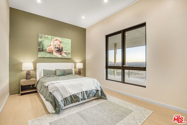 22570 S Summit Ridge Circle, Chatsworth (los Angeles), CA 91311