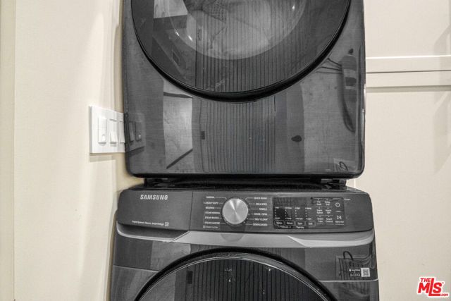 22570 S Summit Ridge Circle, Chatsworth (los Angeles), CA 91311