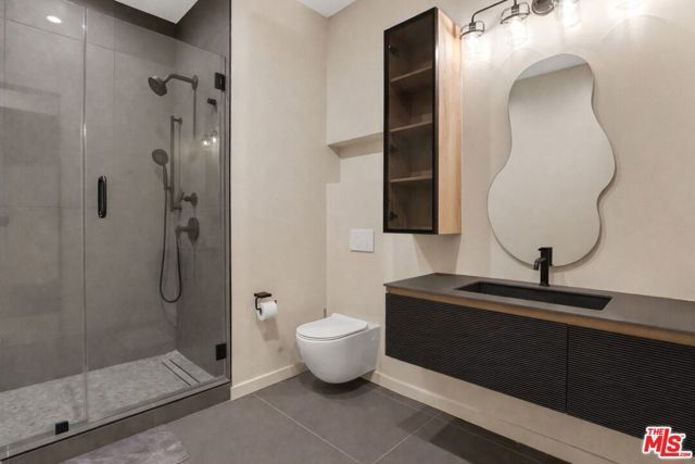 22570 S Summit Ridge Circle, Chatsworth (los Angeles), CA 91311