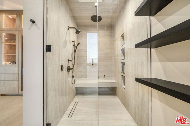 22570 S Summit Ridge Circle, Chatsworth (los Angeles), CA 91311