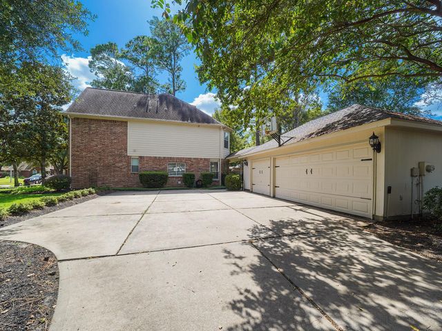 13815 Lakewood Crossing Boulevard, Houston, TX 77070