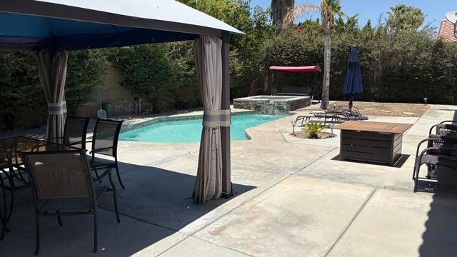 27875 Avenida Maravilla, Cathedral City, CA 92234