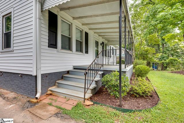 413 Rogers Avenue, Greenville, SC 29617