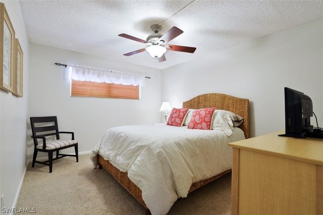 1100 8th AVE S 209C, Naples, FL 34102