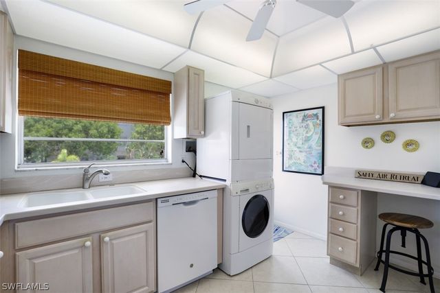 1100 8th AVE S 209C, Naples, FL 34102