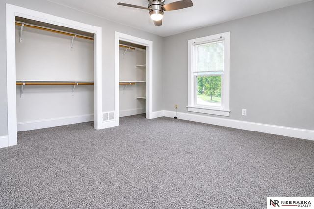 2100 F Street, Lincoln, NE 68510