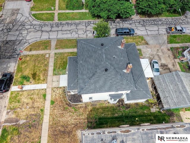 2100 F Street, Lincoln, NE 68510