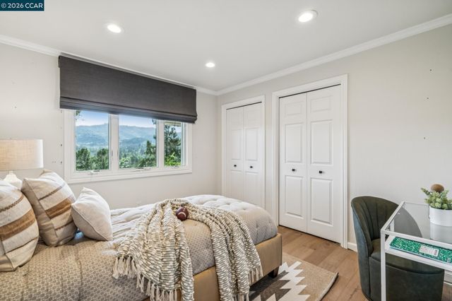 3175 Surmont Dr, Lafayette, CA 94549